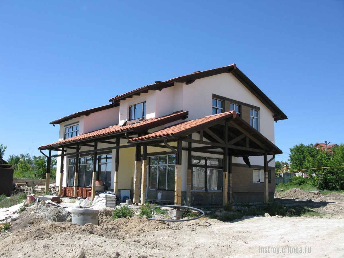 Жилой дом в средиземноморском стиле из ракушки, Симферополь