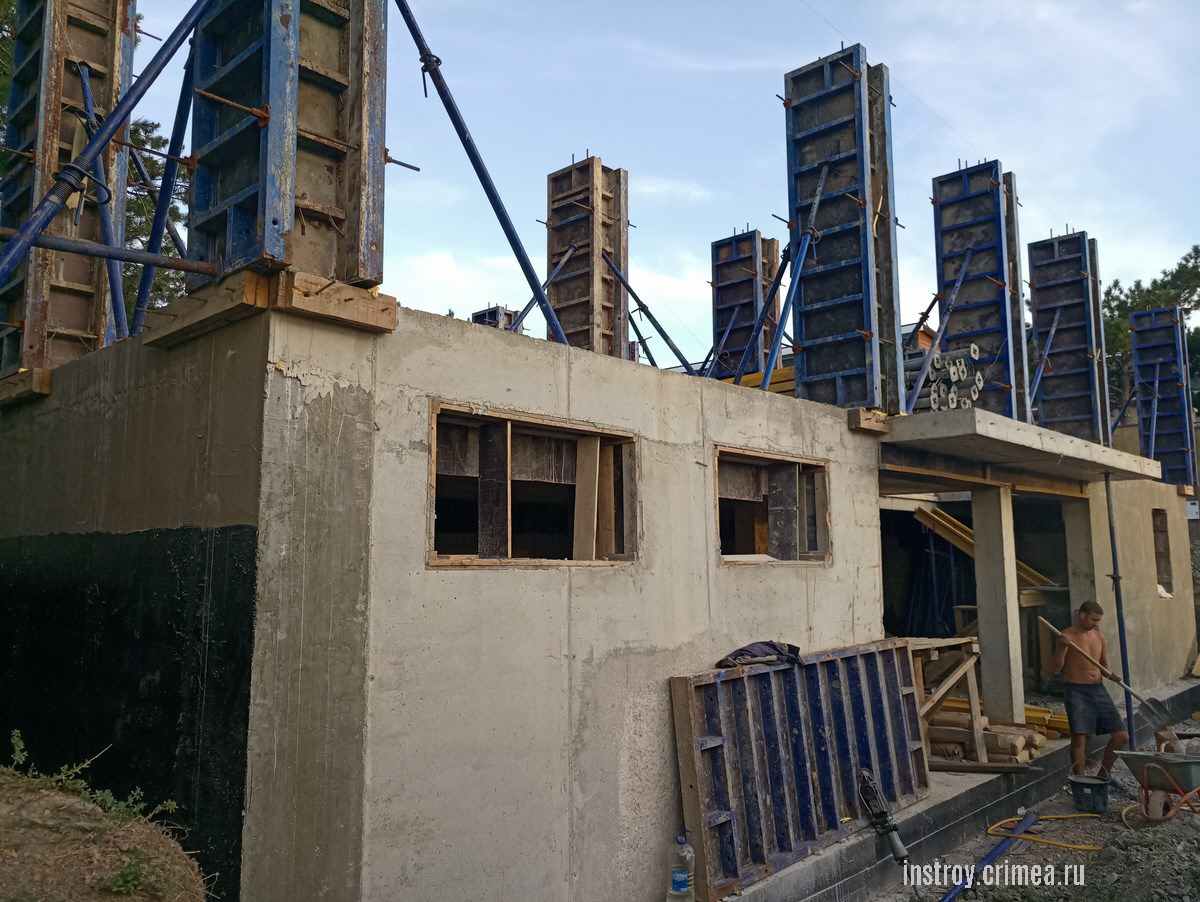 Жилой дом в стиле Хай-тек, г. Симферополь.